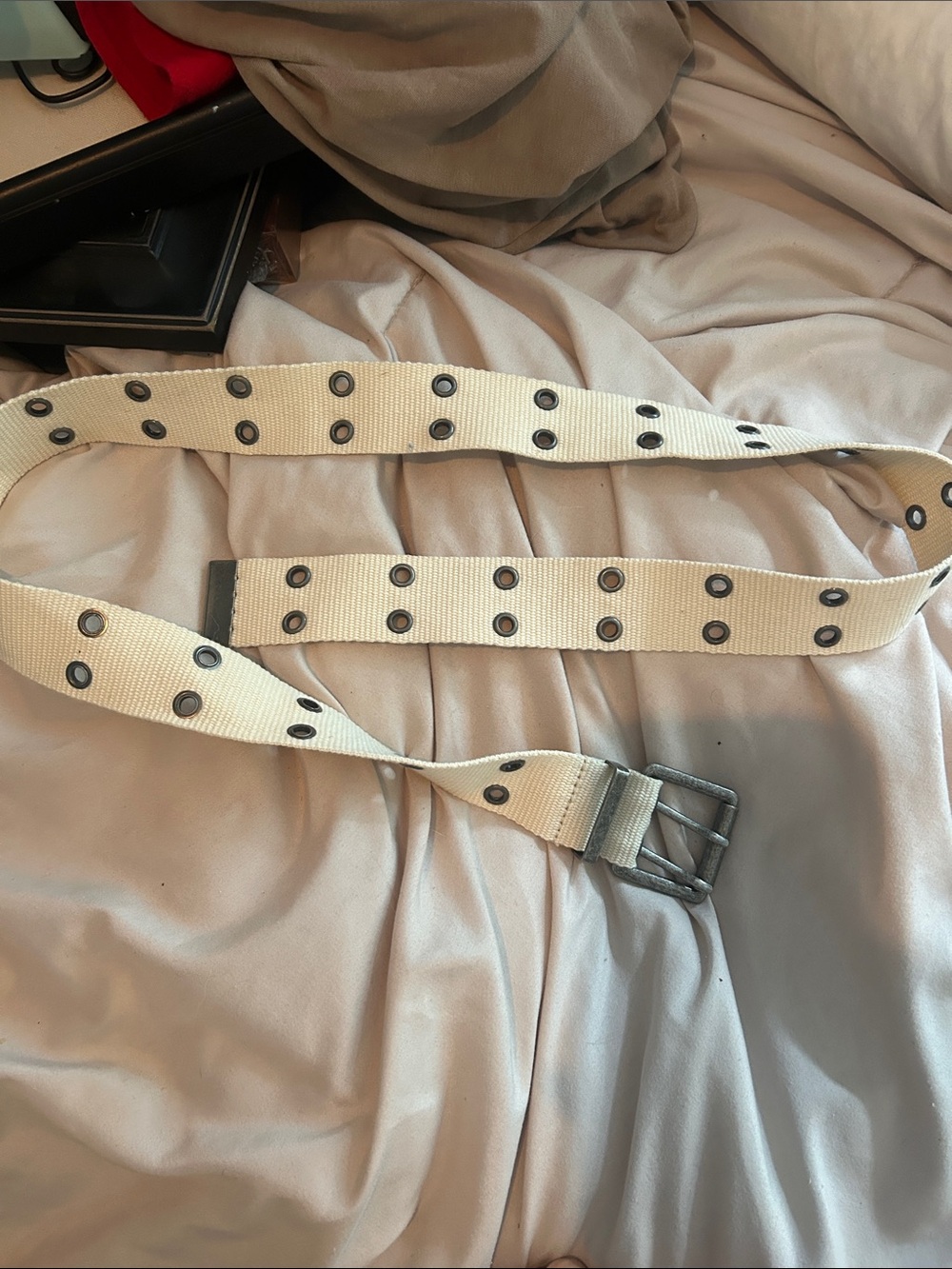 H&M Cream Canvas Double-Prong Grommet Belt